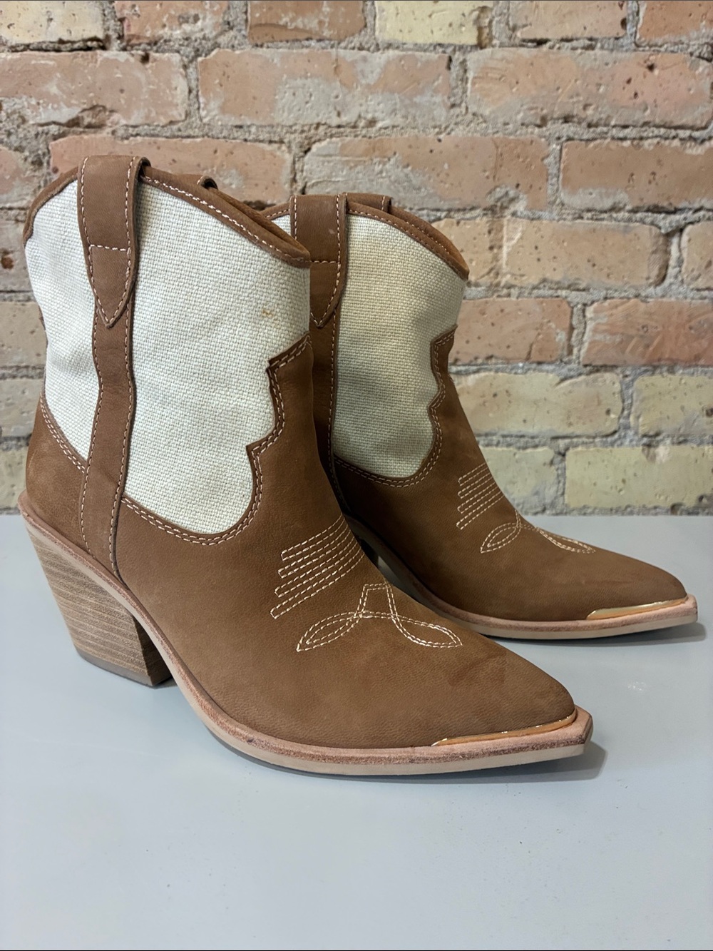 Dolce Vita Nashe Brown and Cream Western Ankle Boots, 6.5